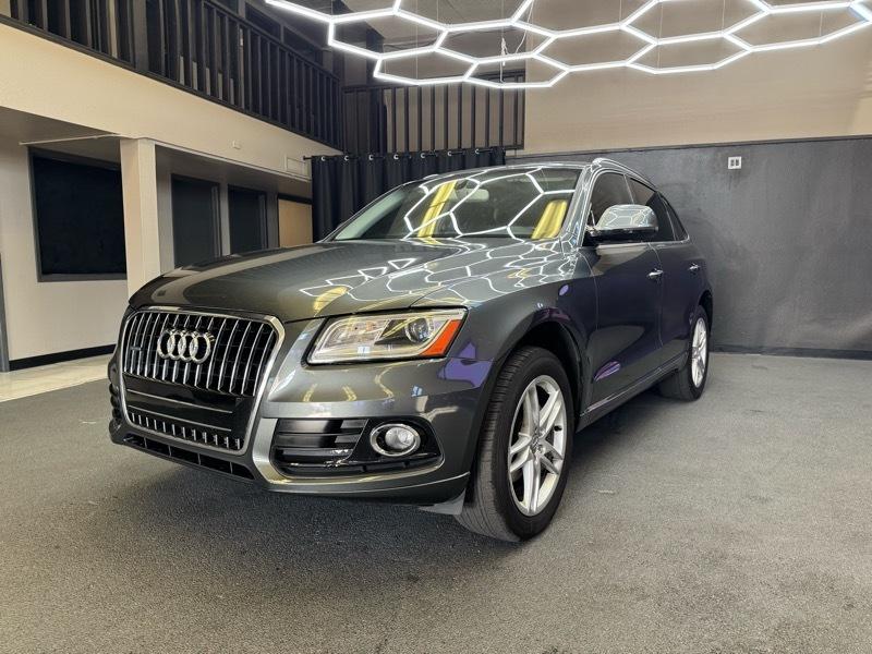 Audi Q5 2.0T Premium quattro 2016