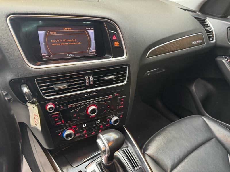Audi Q5 2.0T Premium quattro 2016