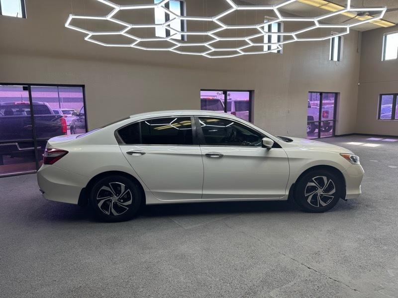 Honda Accord LX Sedan CVT 2017