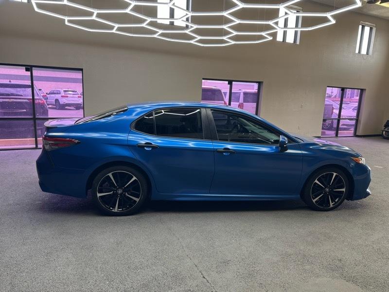 Toyota Camry SE 2018