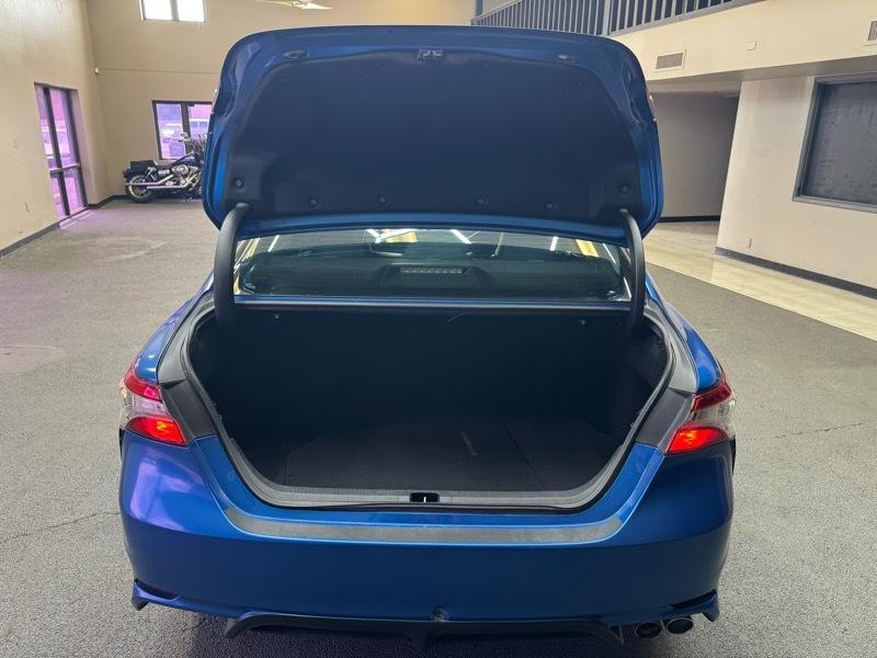 Toyota Camry SE 2018