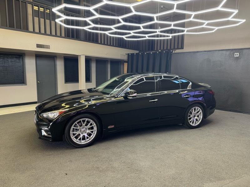 Infiniti Q50 3.0t LUXE 2020