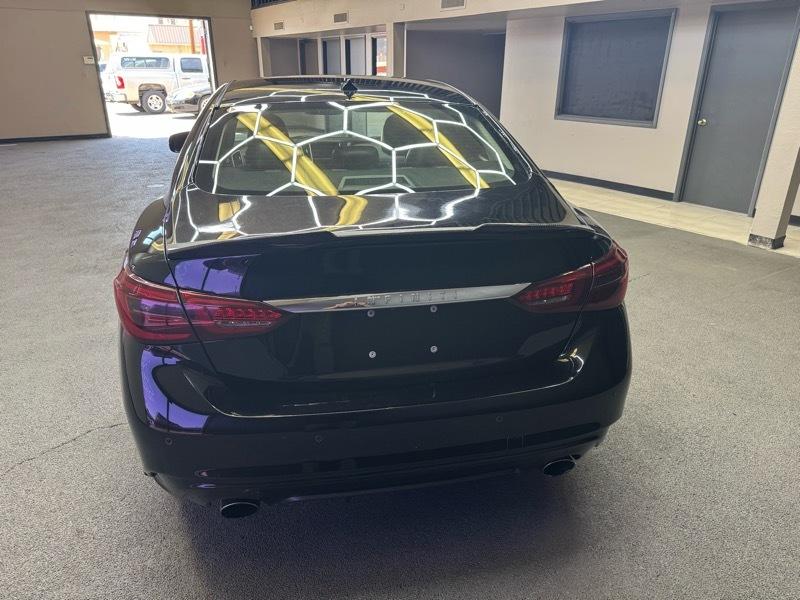 Infiniti Q50 3.0t LUXE 2020