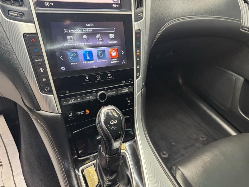 Infiniti Q50 3.0t LUXE 2020