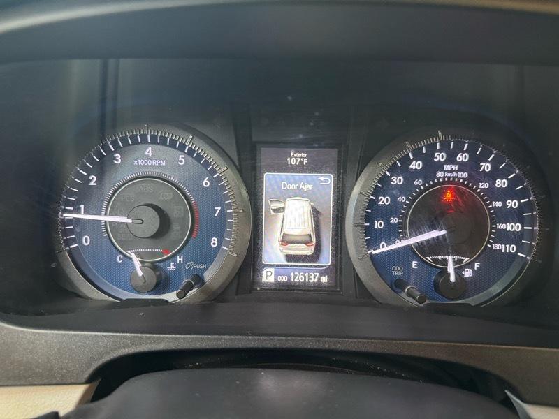 Toyota Sienna XLE FWD 8-Passenger V6 2015