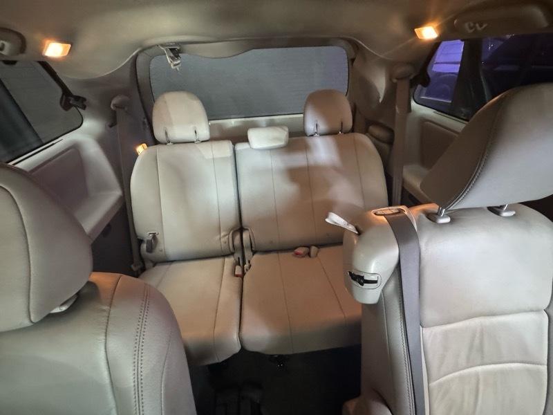 Toyota Sienna XLE FWD 8-Passenger V6 2015