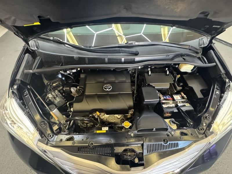 Toyota Sienna XLE FWD 8-Passenger V6 2015