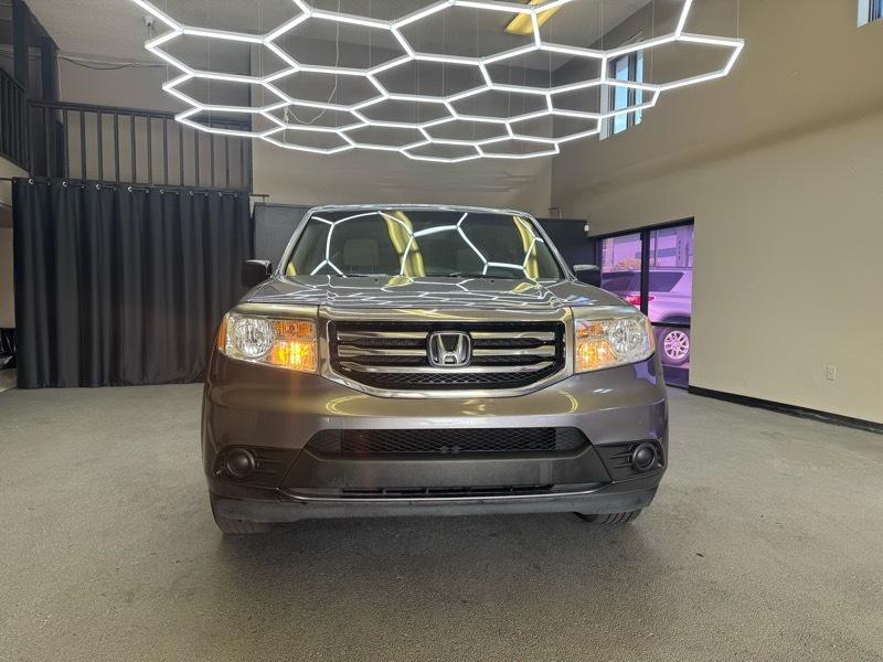 Honda Pilot LX 2WD 5-Spd AT 2015