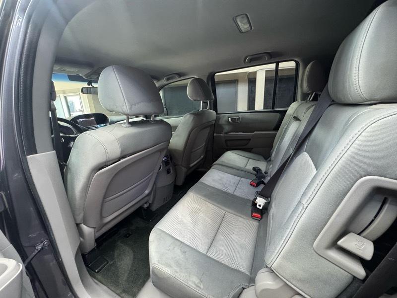 Honda Pilot LX 2WD 5-Spd AT 2015