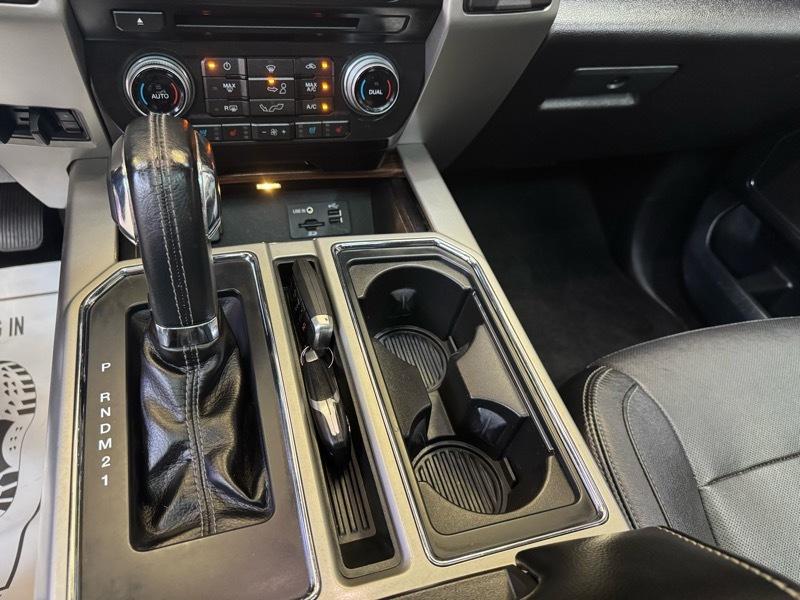 Ford F-150 Lariat SuperCrew 5.5-ft. Bed 4WD 2015