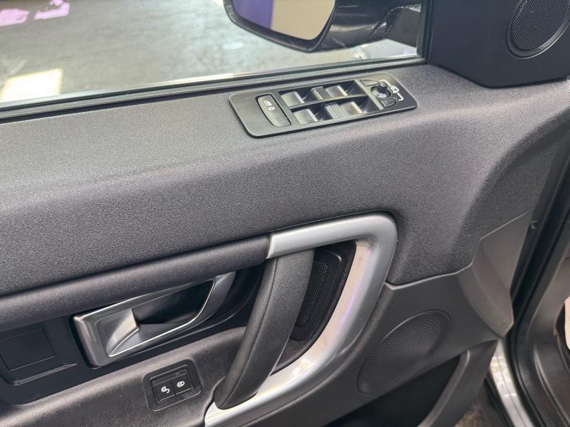 Land Rover Discovery Sport SE 2017