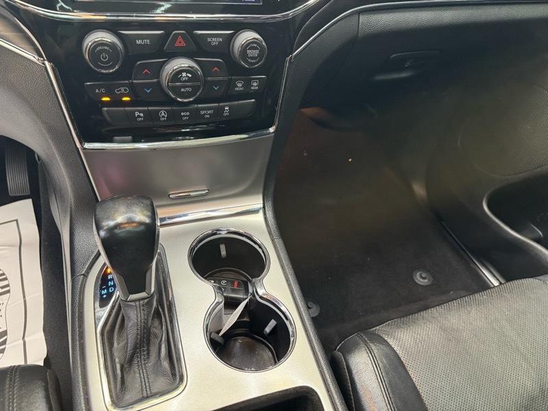 Jeep Grand Cherokee Limited 2WD 2019