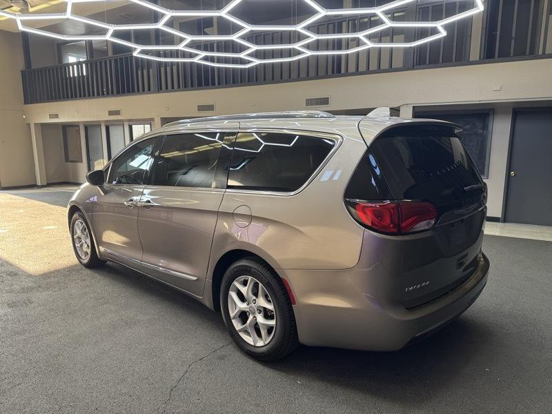 Chrysler Pacifica Touring-L Plus 2018