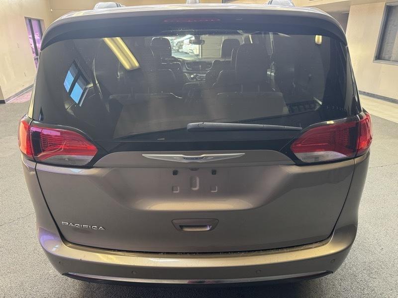 Chrysler Pacifica Touring-L Plus 2018