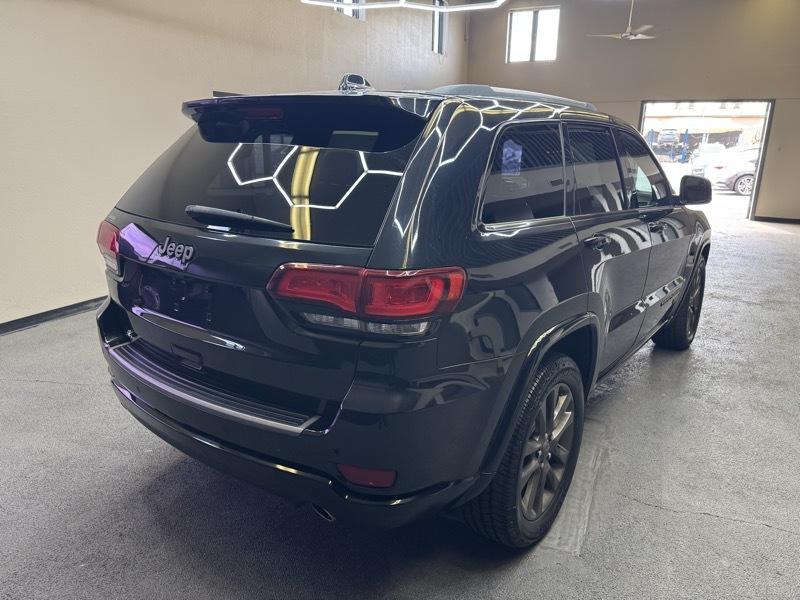 Jeep Grand Cherokee  2016
