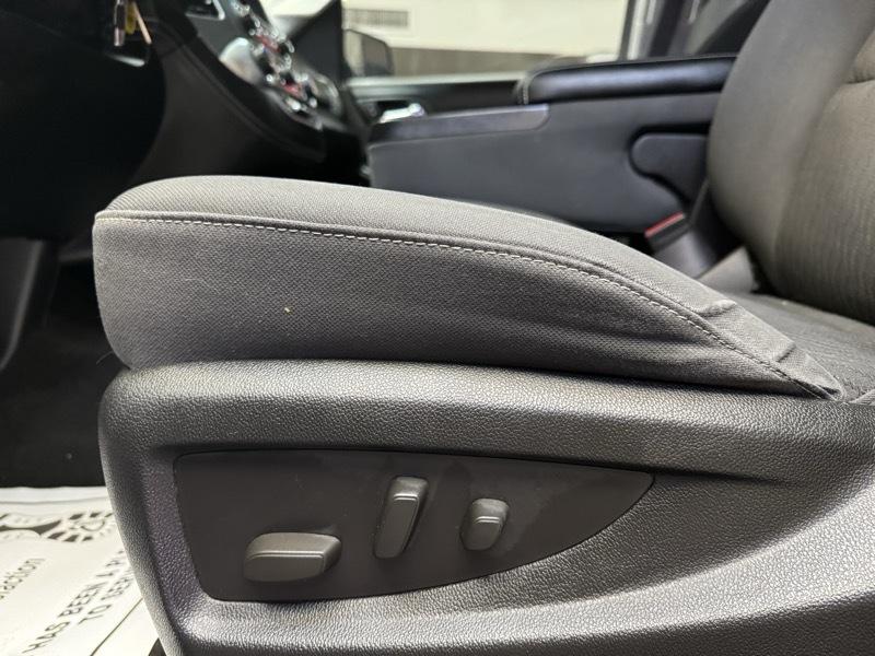 GMC Yukon SLE 2WD 2015
