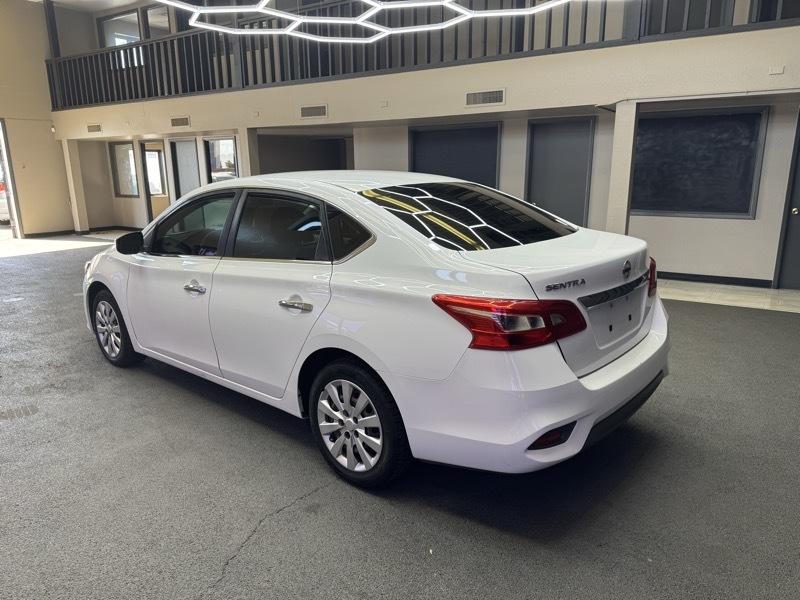 Nissan Sentra S CVT 2018