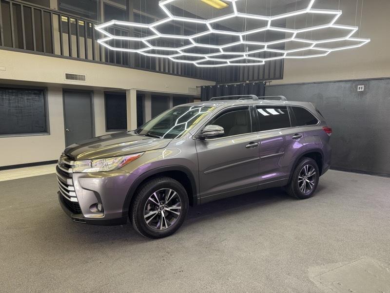 Toyota Highlander LE Plus FWD V6 2018