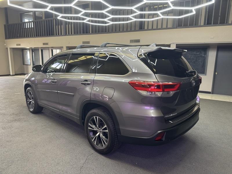 Toyota Highlander LE Plus FWD V6 2018