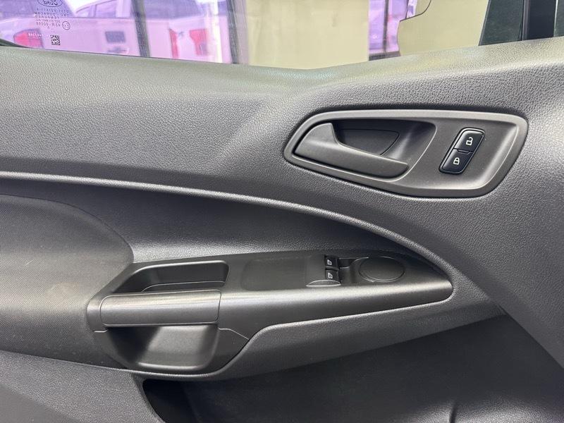Ford Transit Connect Cargo Van XL SWB w/Rear Liftgate 2016