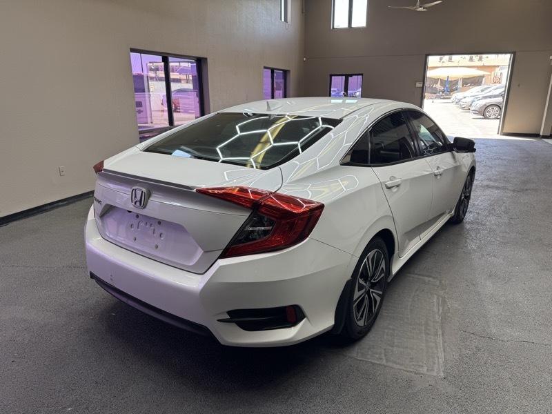 Honda Civic EX-T Sedan CVT 2016