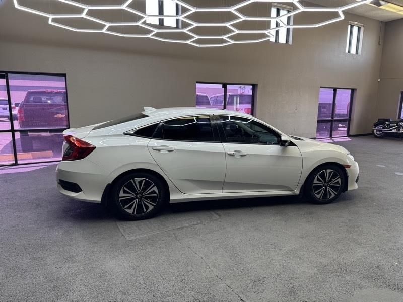 Honda Civic EX-T Sedan CVT 2016
