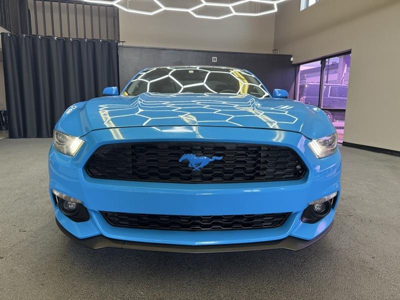 Ford Mustang EcoBoost Coupe 2017