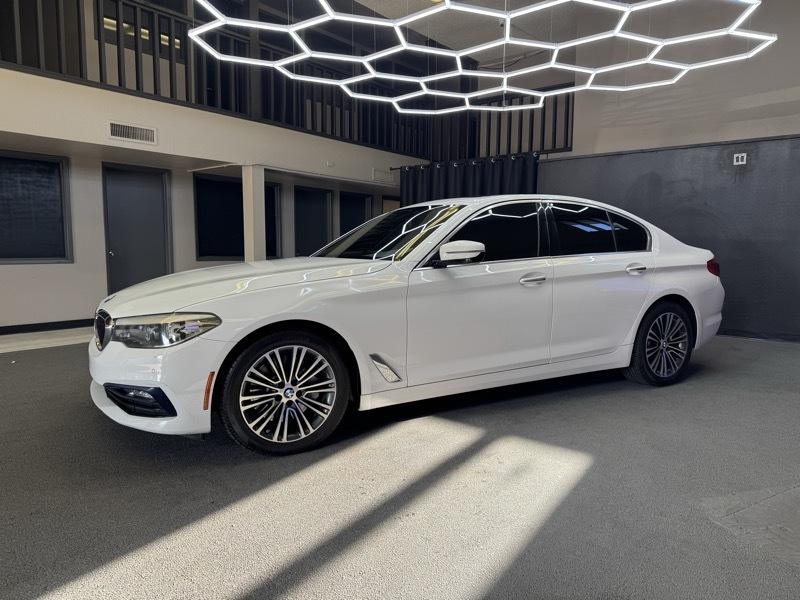 BMW 5-Series 530i 2017