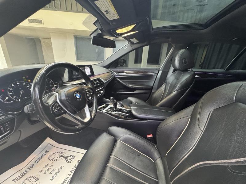 BMW 5-Series 530i 2017