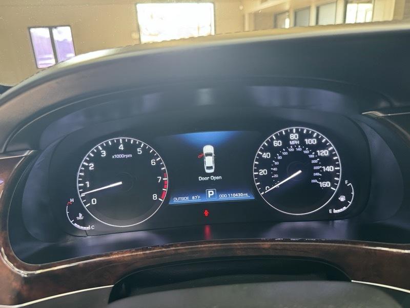 Hyundai Equus Signature 2016