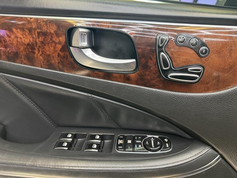 Hyundai Equus Signature 2016