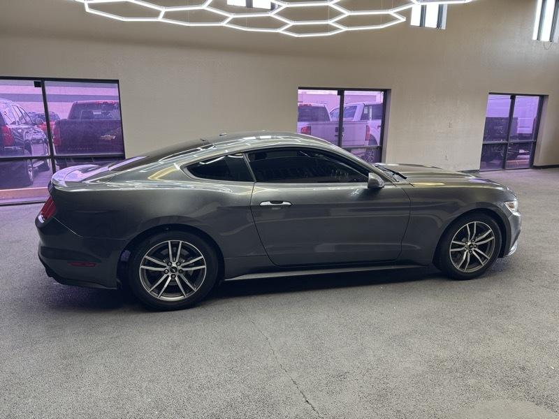 Ford Mustang EcoBoost Coupe 2015