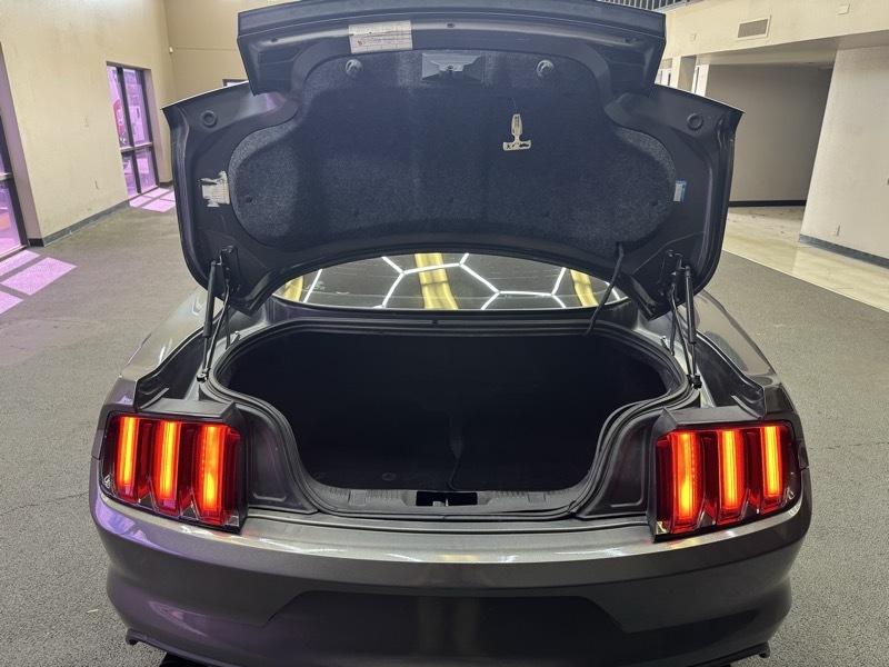 Ford Mustang EcoBoost Coupe 2015