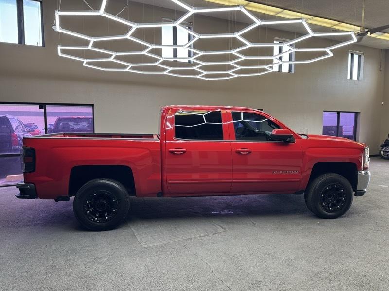 Chevrolet Silverado 1500 LT Crew Cab 2WD 2017