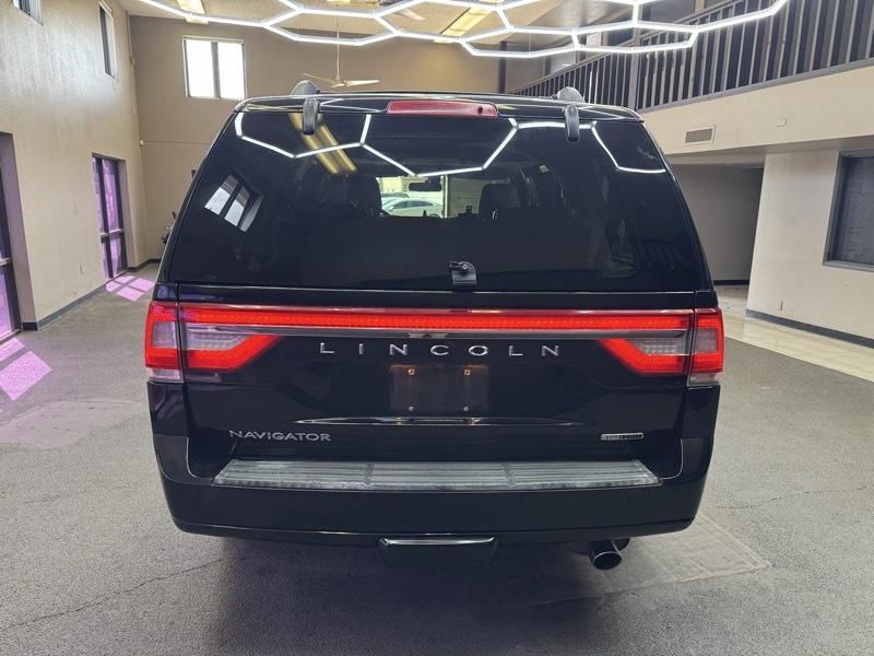 Lincoln Navigator Select 2WD 2016