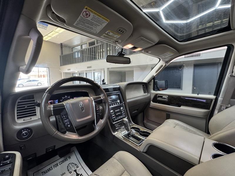 Lincoln Navigator Select 2WD 2016