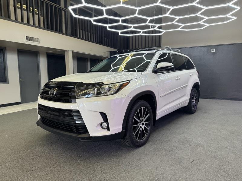 Toyota Highlander SE AWD V6 2018