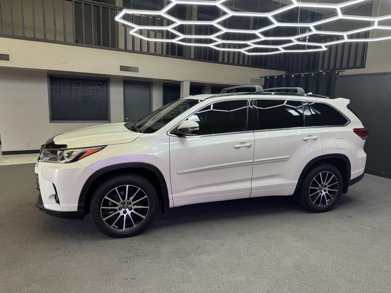 Toyota Highlander SE AWD V6 2018