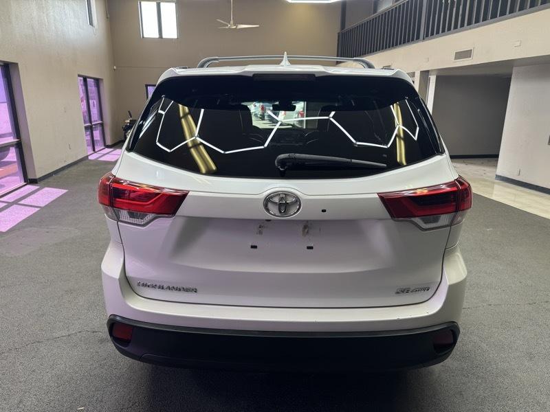 Toyota Highlander SE AWD V6 2018