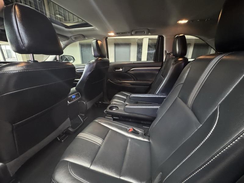 Toyota Highlander SE AWD V6 2018