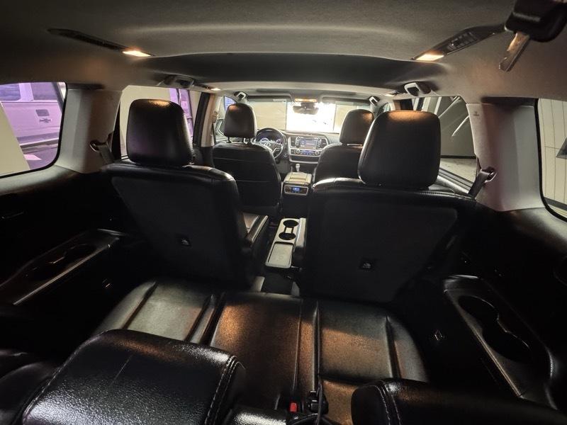 Toyota Highlander SE AWD V6 2018