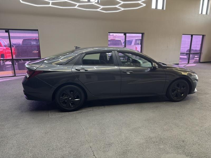 Hyundai Elantra SEL 2021