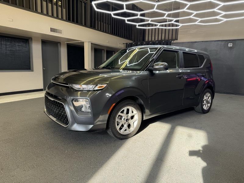 Kia Soul LX CVT 2022