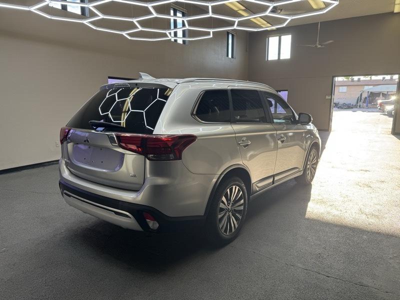 Mitsubishi Outlander SE 2WD 2020