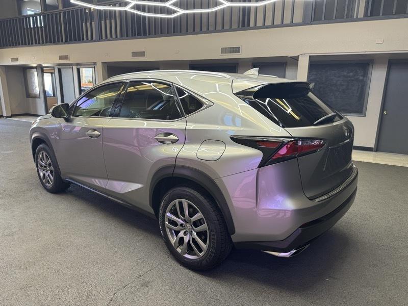 Lexus NX photo 6