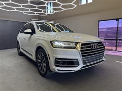 2017 Audi Q7 