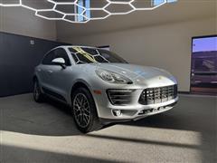 2017 Porsche Macan 