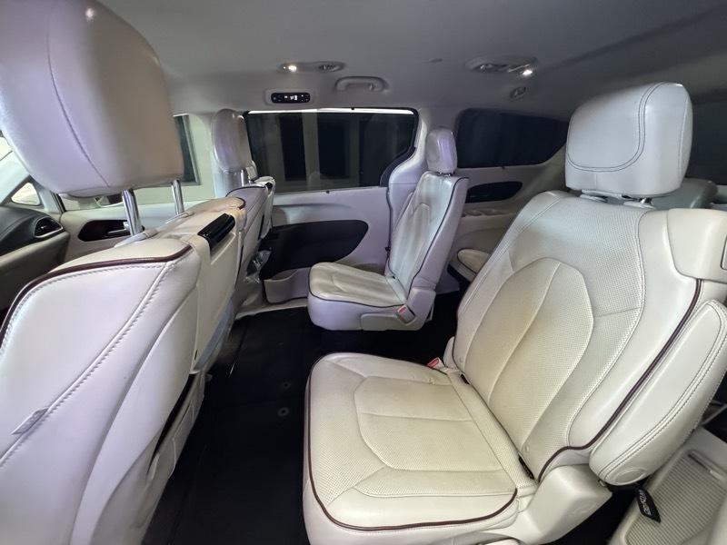 Chrysler Pacifica Limited 2017