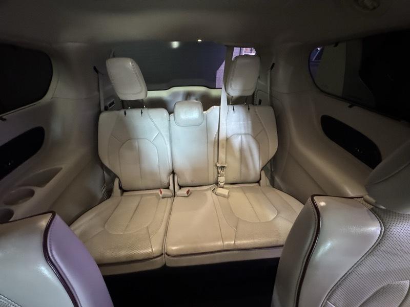 Chrysler Pacifica Limited 2017