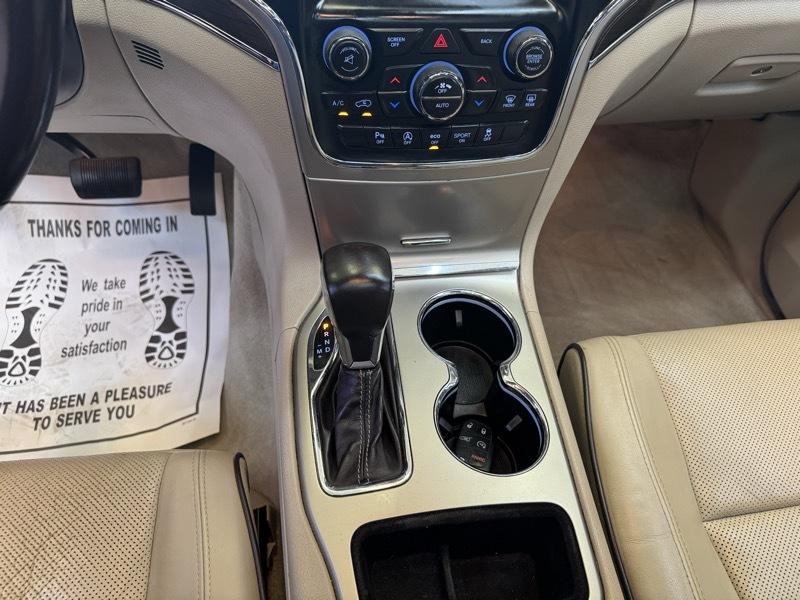 Jeep Grand Cherokee Overland 2WD 2016